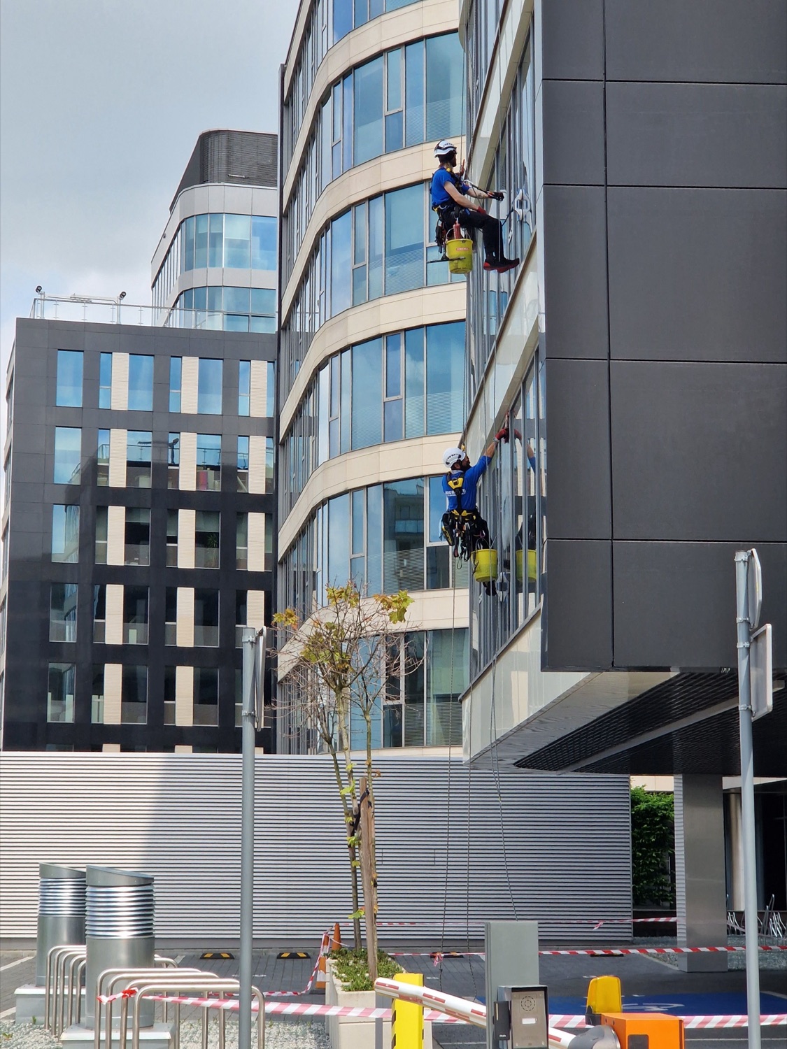 Modern managed commercial property